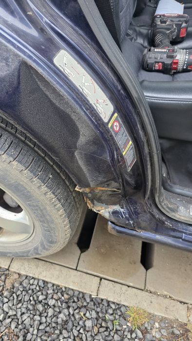 Mercedes ML270 / manual /  Cui tractare/ avariat / impozit 2026 platit