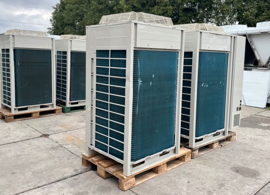 Чиллер DAIKIN EWYQ050CAWP H (50.5 кВ)