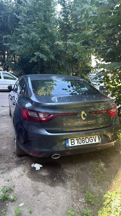 RENAULT Megane 2020 — imagine 2
