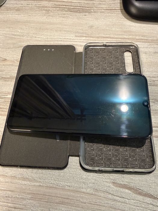 Смартфон Samsung Galaxy A50 SM-A505FN/DS