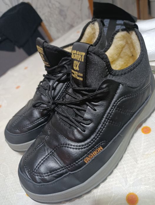 Ботинки на меху 41 размер