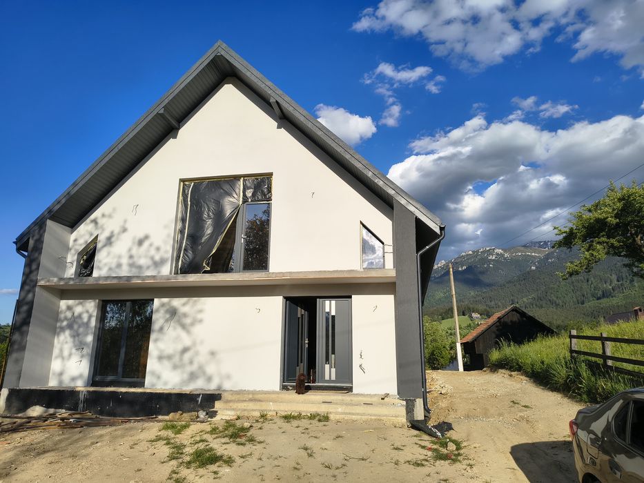 Casa noua in Bran Poarta