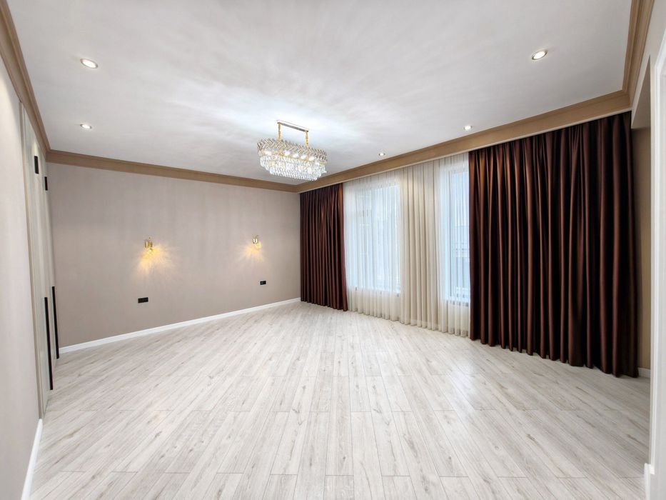 Коттедж Циалковский Олтинтепа 3.7 сотки евроремонт