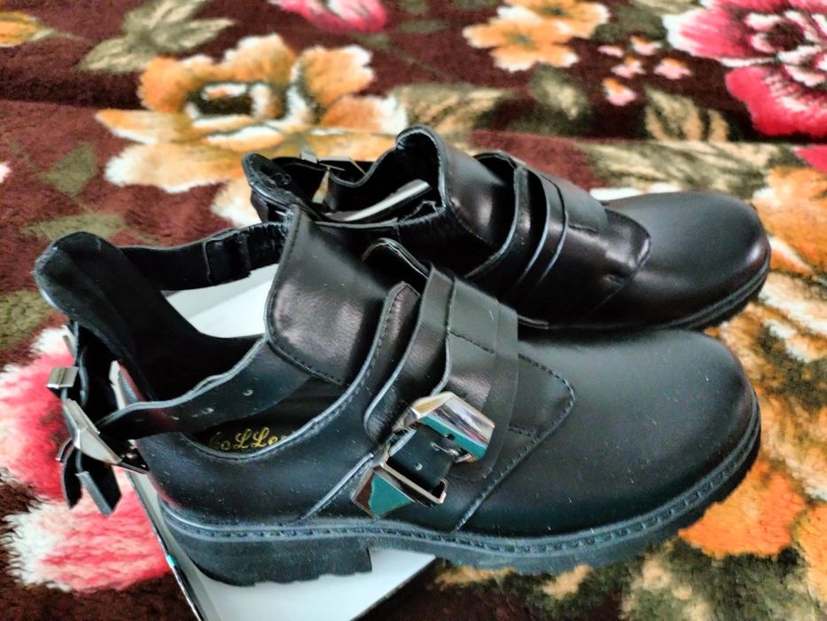 Новые ботинки женские