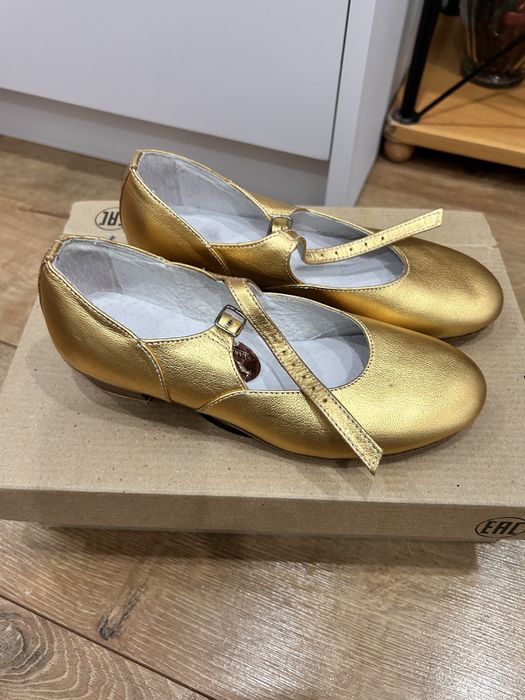 Танцевальный туфли 32р