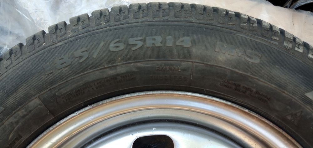 Джанти-алуминиеви,стоманени с гуми