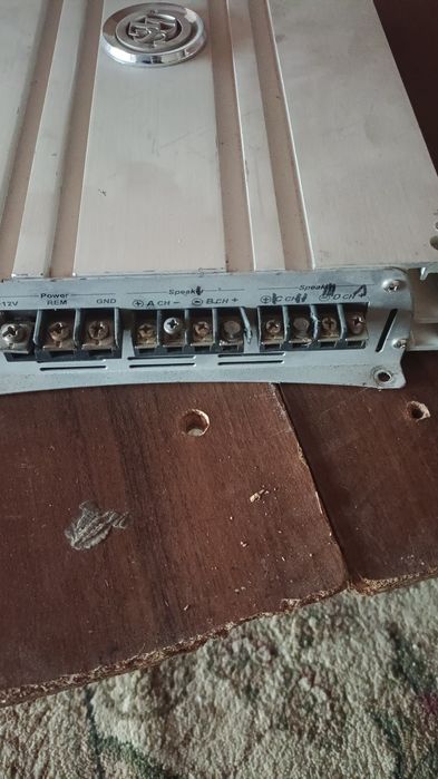 Уселитель продоётся