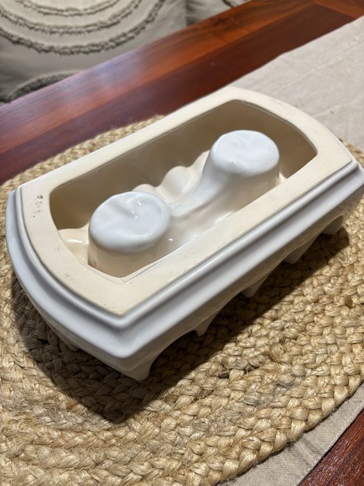 Керамичен свещник / подгревател с чаени свещи