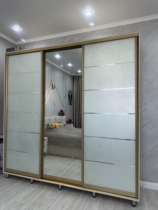 Продам шкаф купе