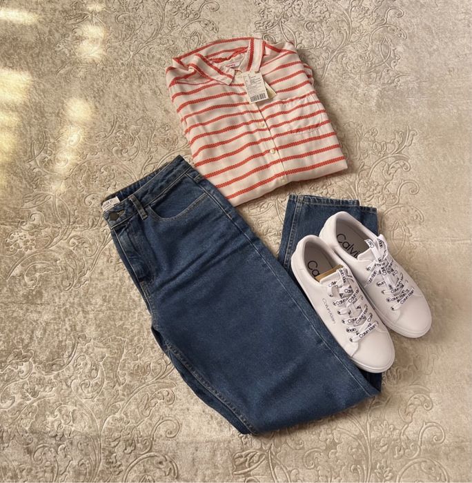 Кофточка и джинсы