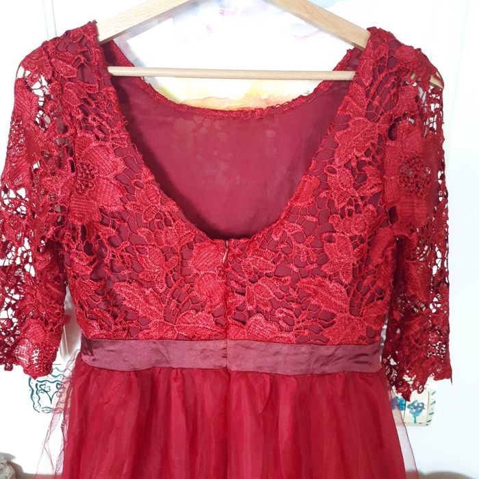 Rochie de seara dantela rosu rosie burgund marimea 38
