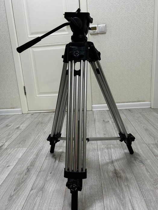 Аксессуары для видеокамеры