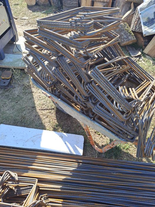 Etrieri din fier beton