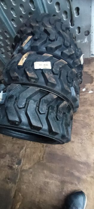 Cauciucuri anvelope bobcat miniincarcator brand bobcat