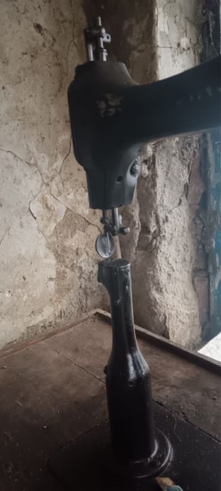 Masini de cusut Singer manuala