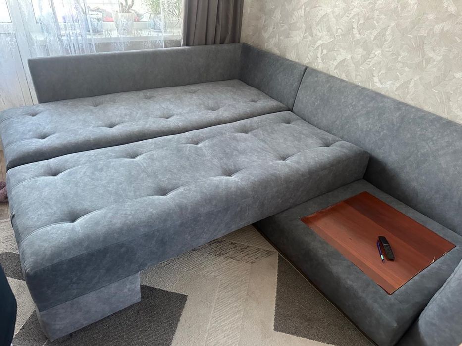 Продам угловой диван