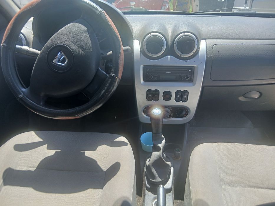 De vanzare dacia logan 2010 LEUREATE