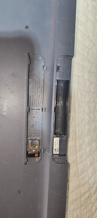 Logitech K400 Plus клавиатура с тачпадом