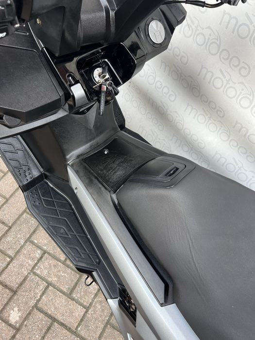 Motoideea vinde  KYMCO MYROAD 700 2016 ABS Rate Garantie