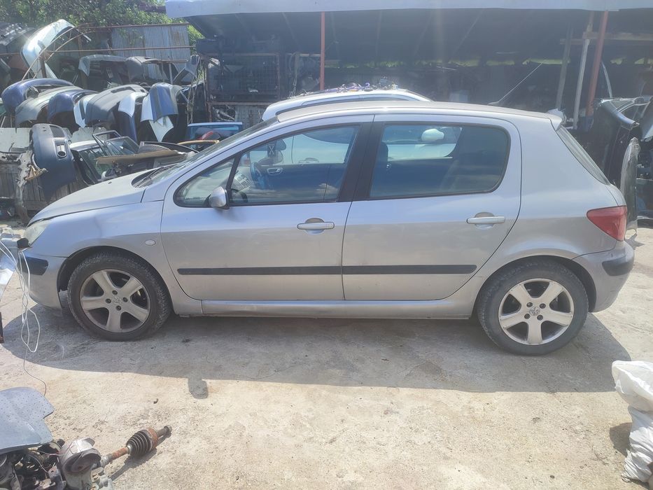 Пежо 307 1.6 бензин хечбек. Само на части