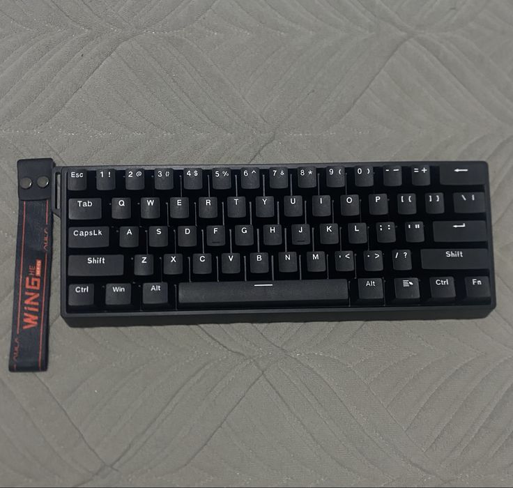 Aula WIN60 he (магнитная клавиатура)