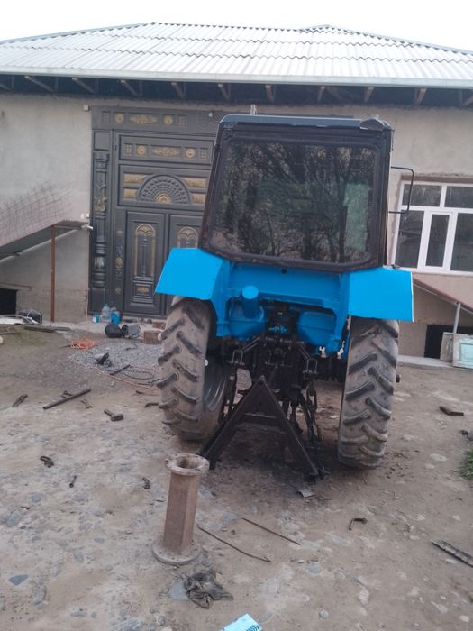 Tiraktr sotiladi MTZ 80
