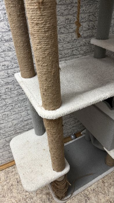 Кошачий домик для котов