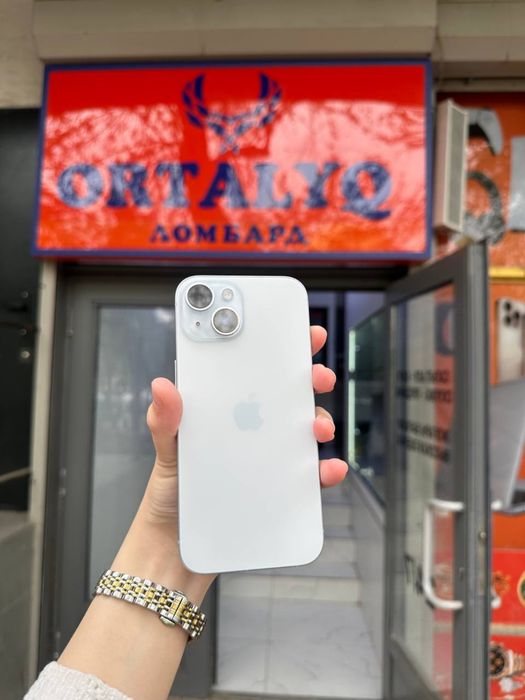 iPhone 15 Память: 128gb