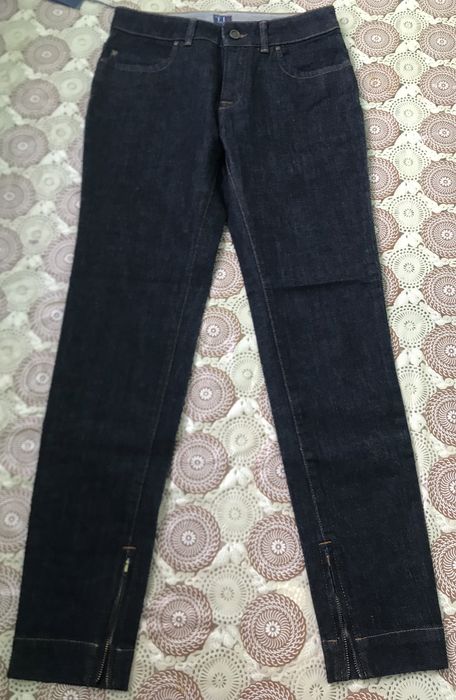 Продам новые джинсы