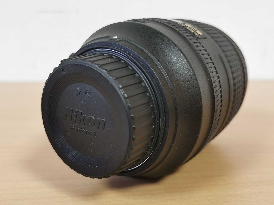 Nikon AF-S NIKKOR 24-120mm f/4G ED VR (с Nano Crystal Coat) универсален варио обектив за Nikon F и Nikon Z фотоапарати