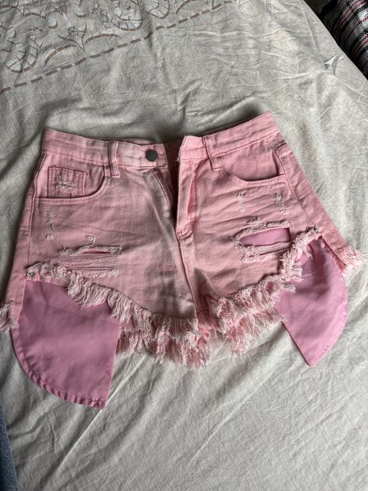 Шорты оетние