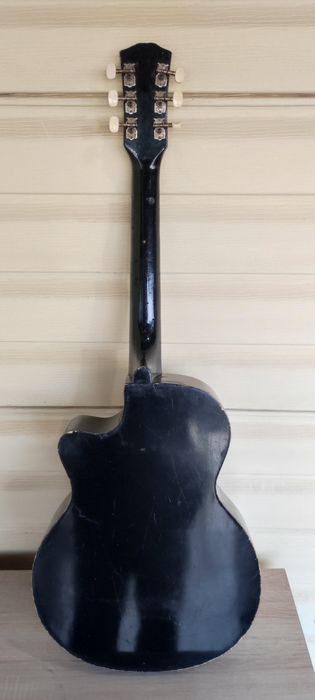 Гитара акустическая