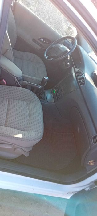 Renault Laguna 1.9 dci turbo diesel in stare foarte bună