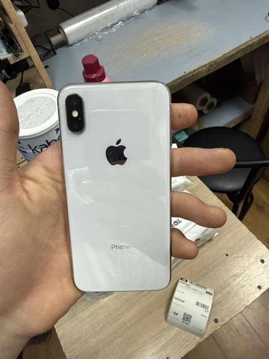 Продаю айфон 10 в идеальном состояние