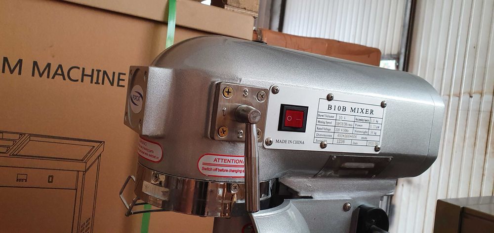 Reducere Malaxor profesional planetar 30L transport gratuit