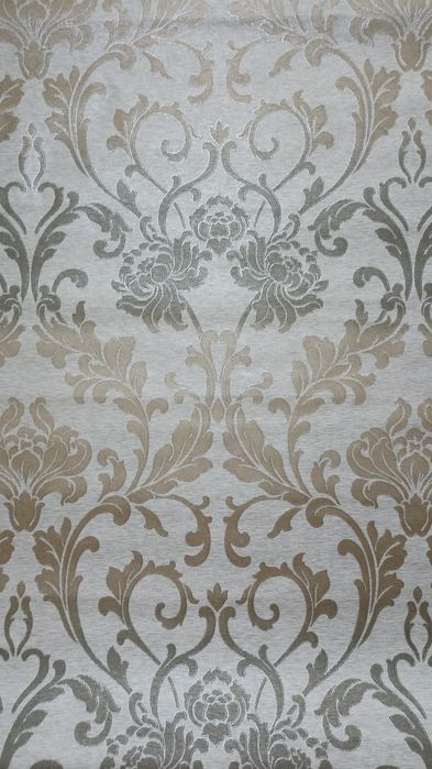 Продам обои новые метровые