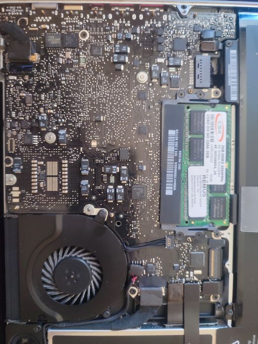 Placa de baza Macbook PRO A1278 emc2326 - mid 2009 Intel P7550