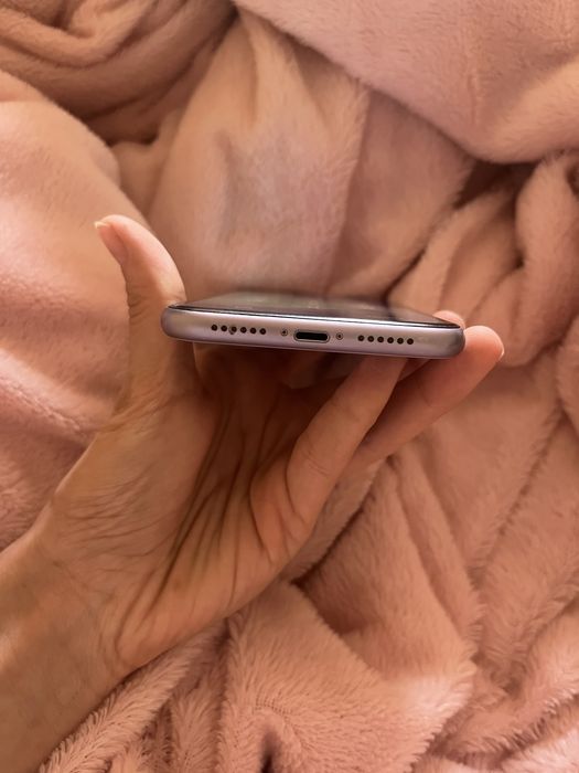 iPhone 11 64гб 70акб