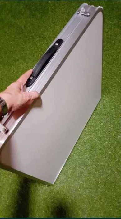 Нови Компект Сгъваема Маса и 4 стола Подсилени, Промоция от Вносител