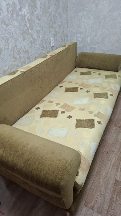 Продам диван не дорого