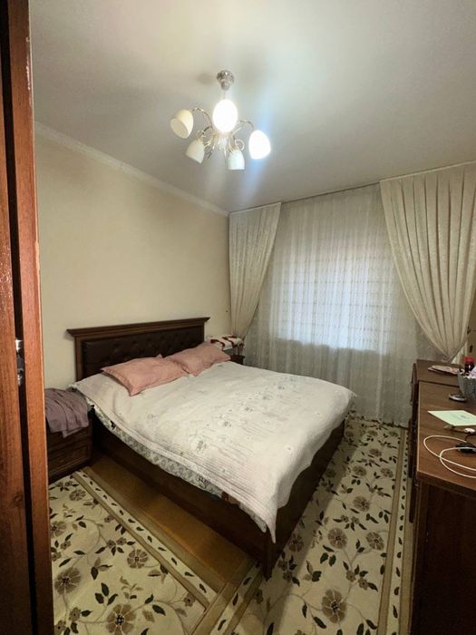 Продаётся 3х Комнатная Квартира на Карасу-3 с Балконом 2х6 (78 м2)