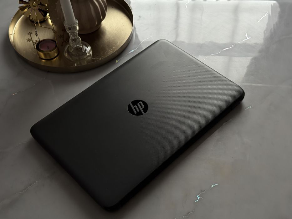 Hp 250 G5 15.6” i5 -7200U, 8Gb Ram, 1Tb HDD, Windows 11. (Impecabil)