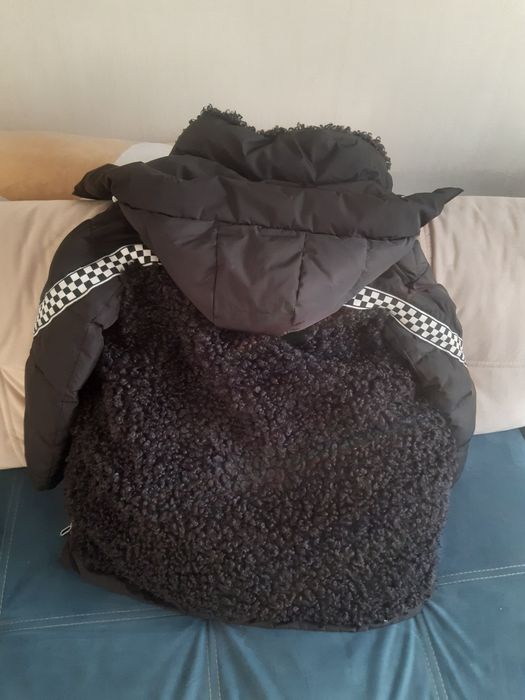 Детский пуховик.