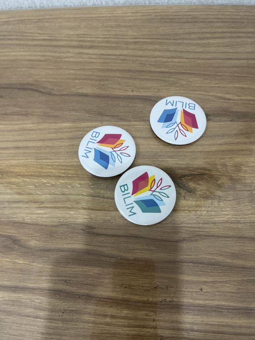 Значок школа білім