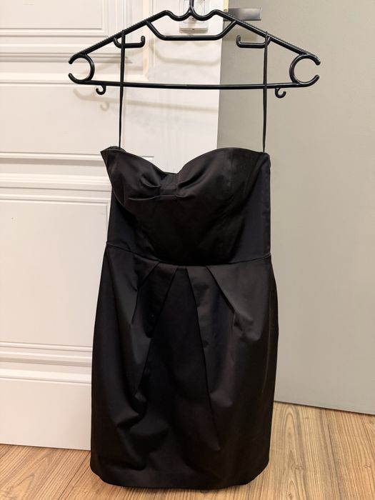 Платья вечерние и деловые