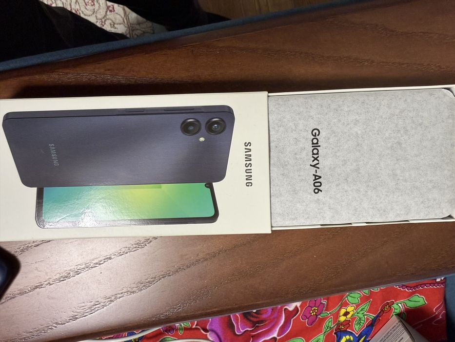 Samsung Galaxy A06 4/64 черный