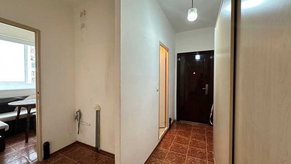 Продава се Двустаен апартамент в Габрово, Център - 57 кв.м за 1074 €/кв.м - Снимка #6