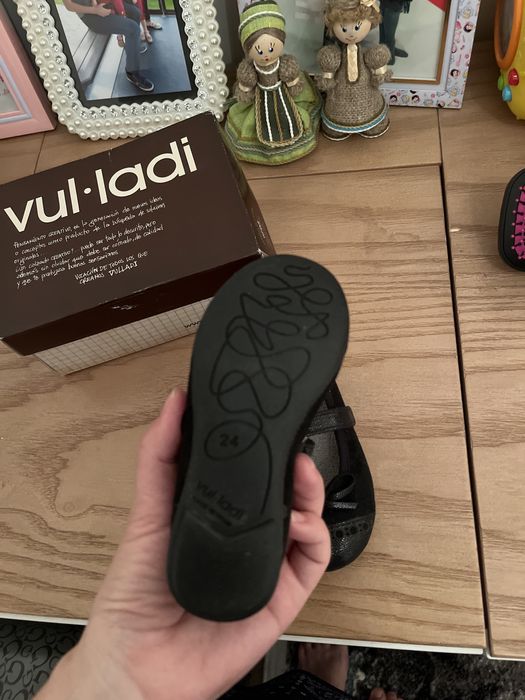 Туфли балетки башмаки обувь на девочку