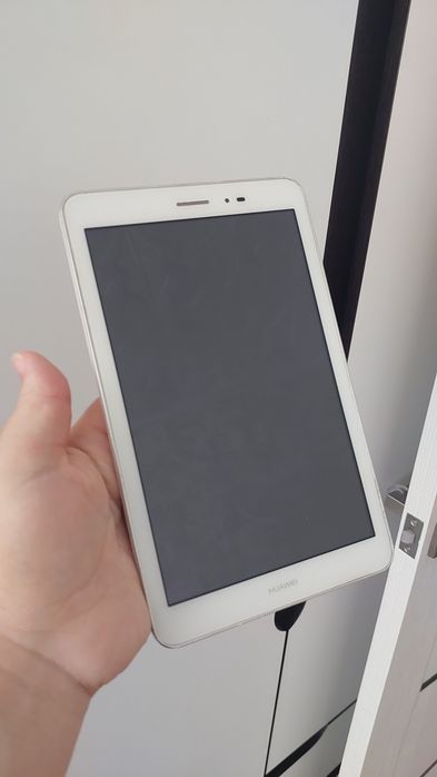 Планшет Huawei на запчасти