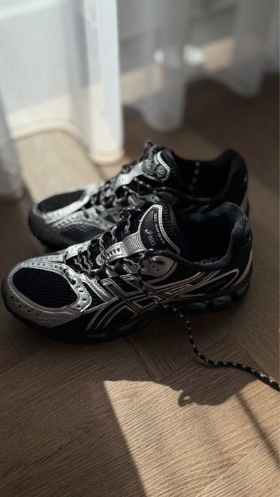 Продаю кросовки New balance и Asics оригинал